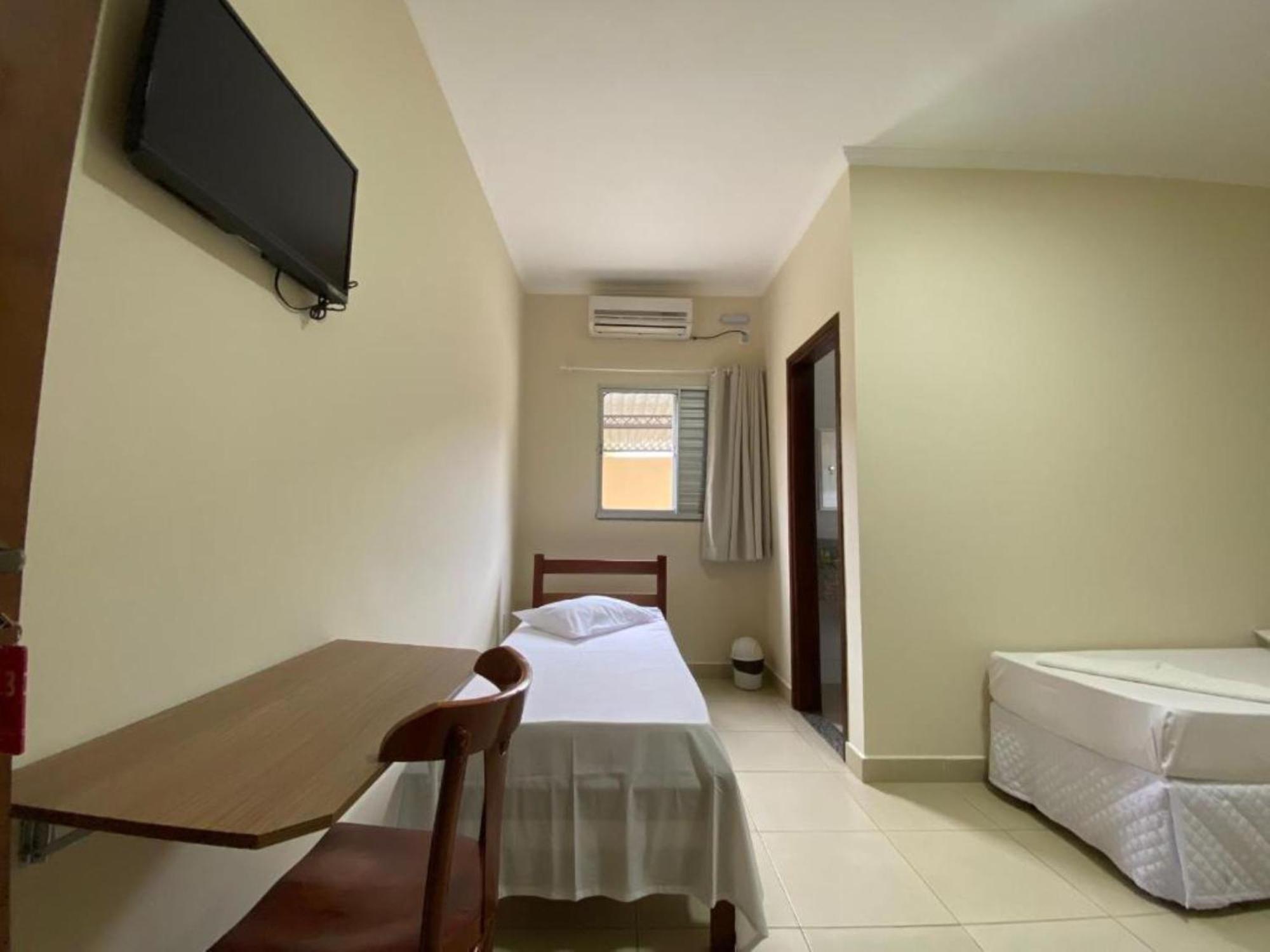 Hotel Graal Inn Queluz Habitación foto