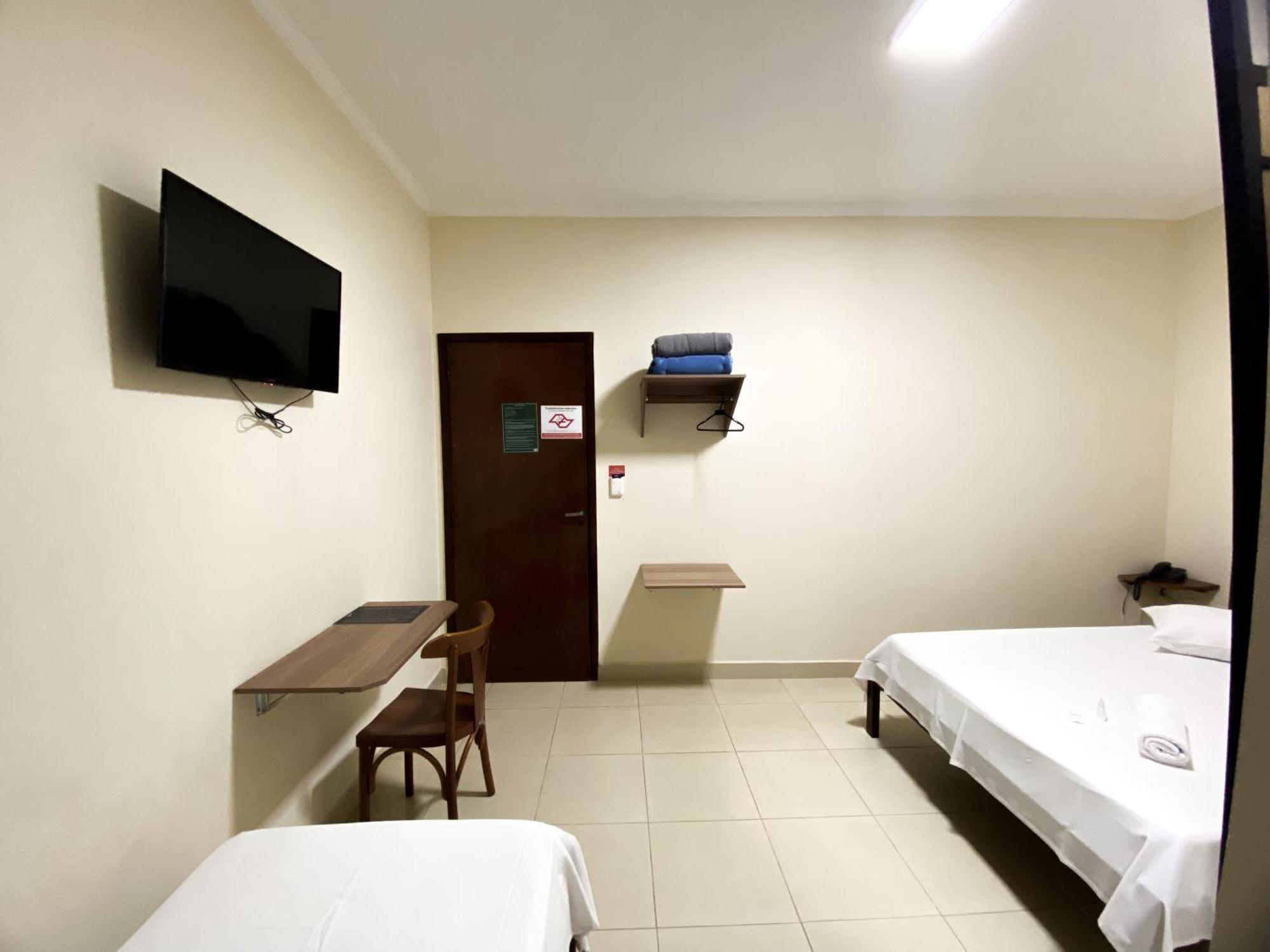Hotel Graal Inn Queluz Habitación foto
